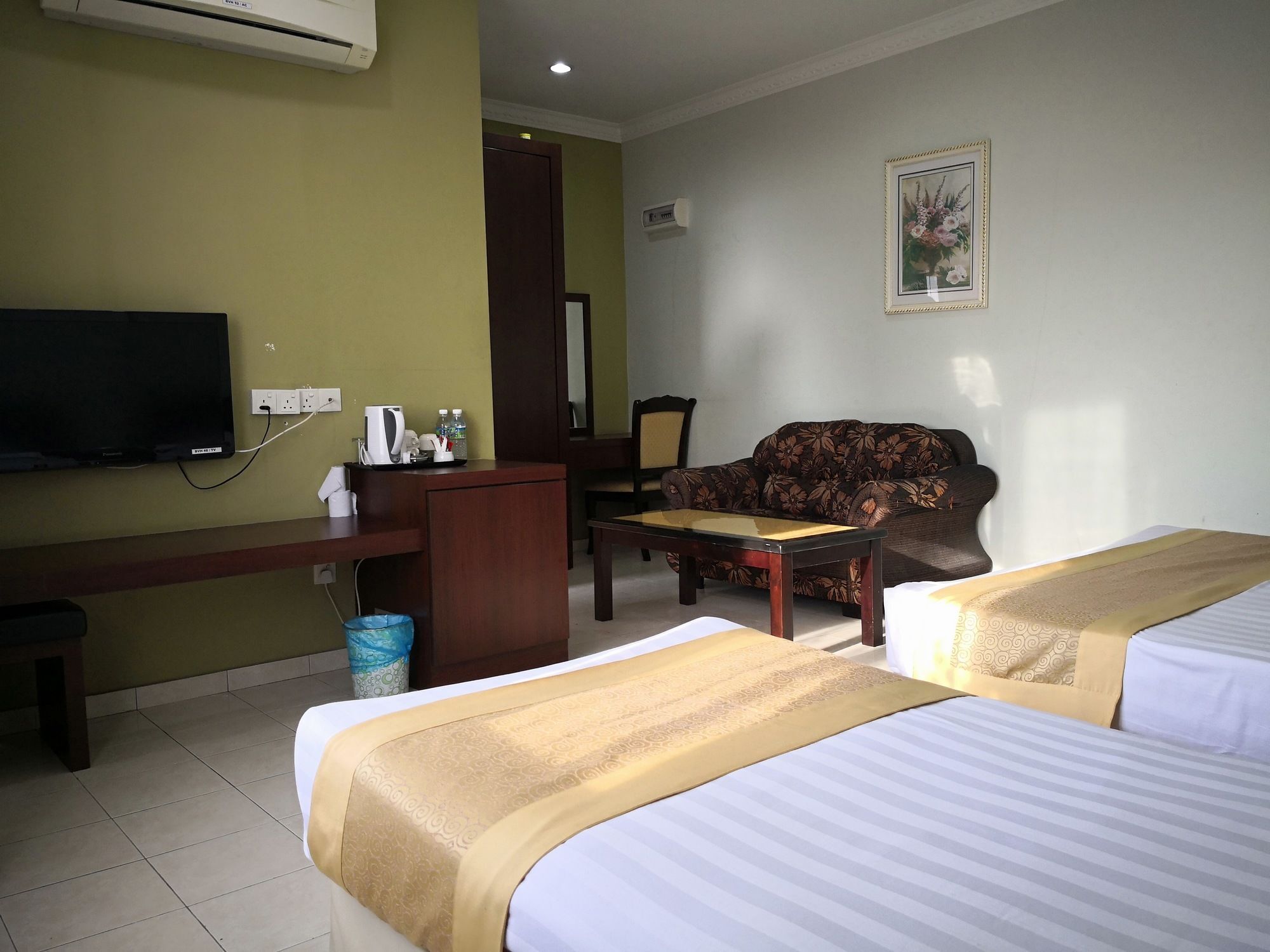 Bayu View Hotel Кланг Экстерьер фото