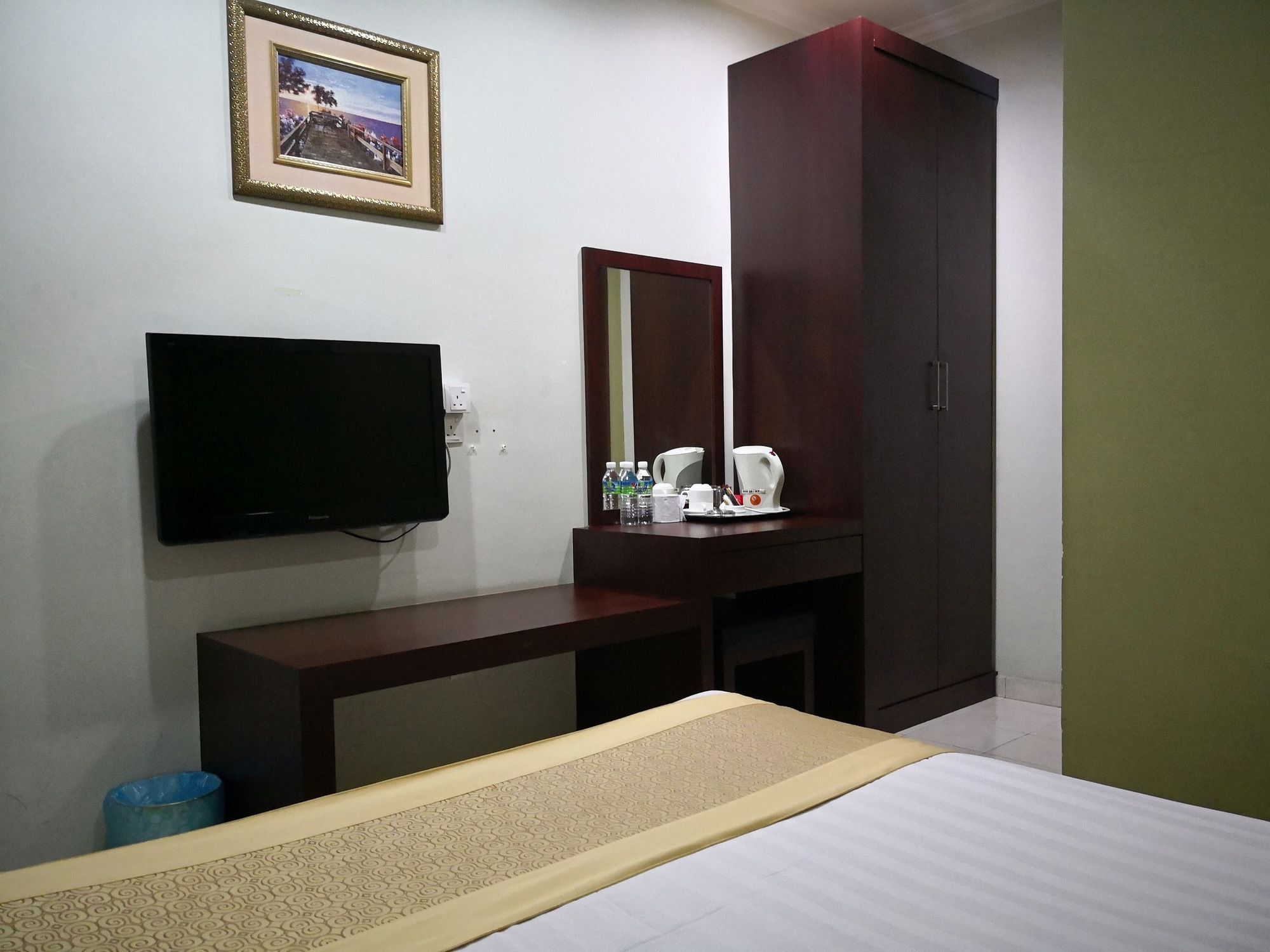Bayu View Hotel Кланг Экстерьер фото